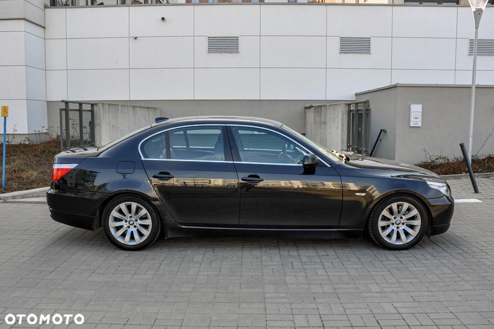 BMW Seria 5 530i - 5