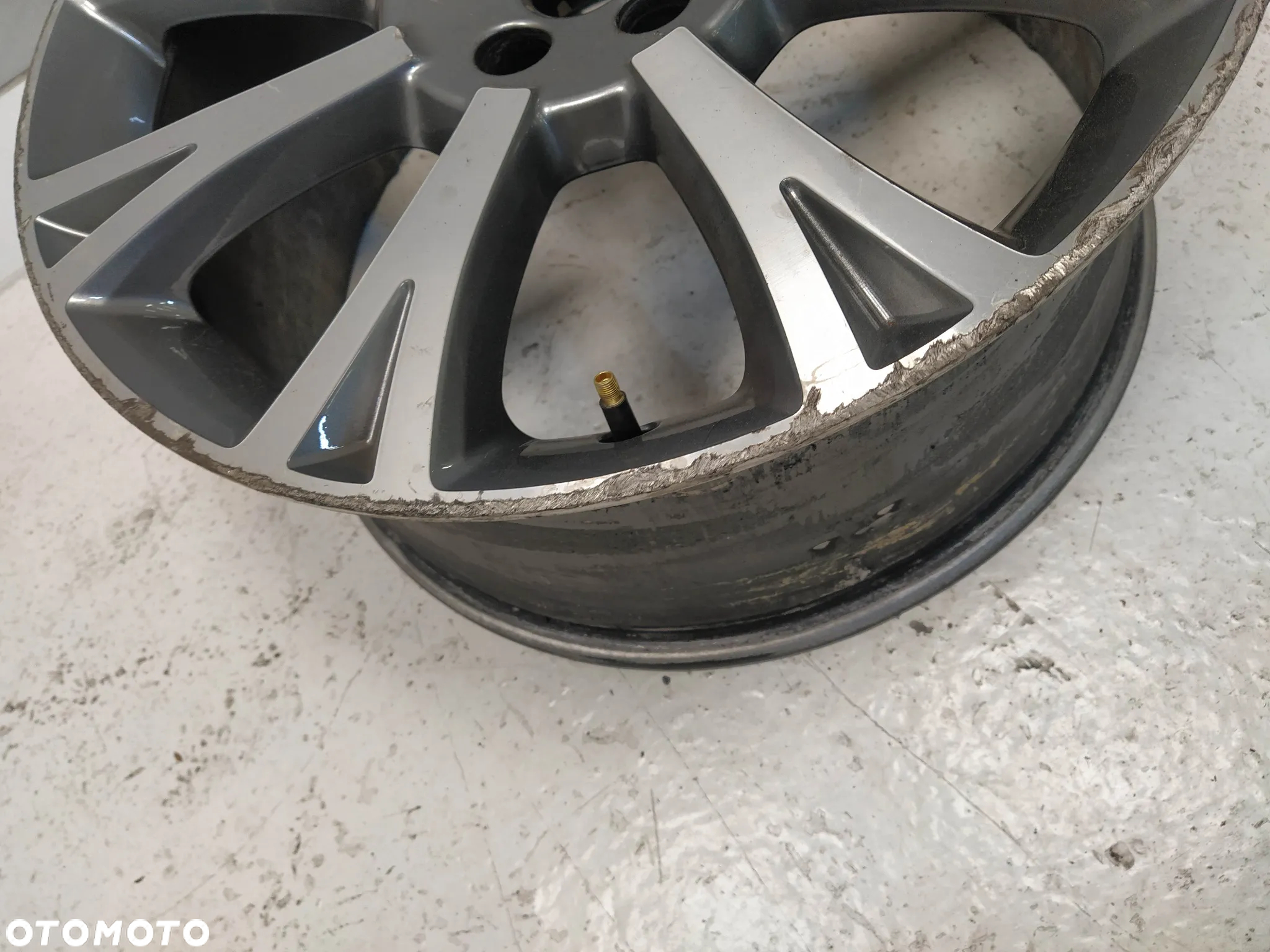 JAGUAR XJ XJ8 X351 XK 9X20 FELGA ALUMINIOWA R20 ET49 5X108 - 5