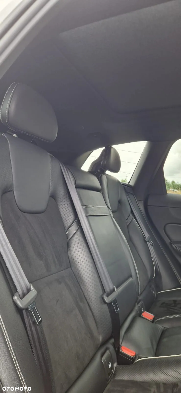 Volvo XC 60 T6 GPF AWD R-Design - 38