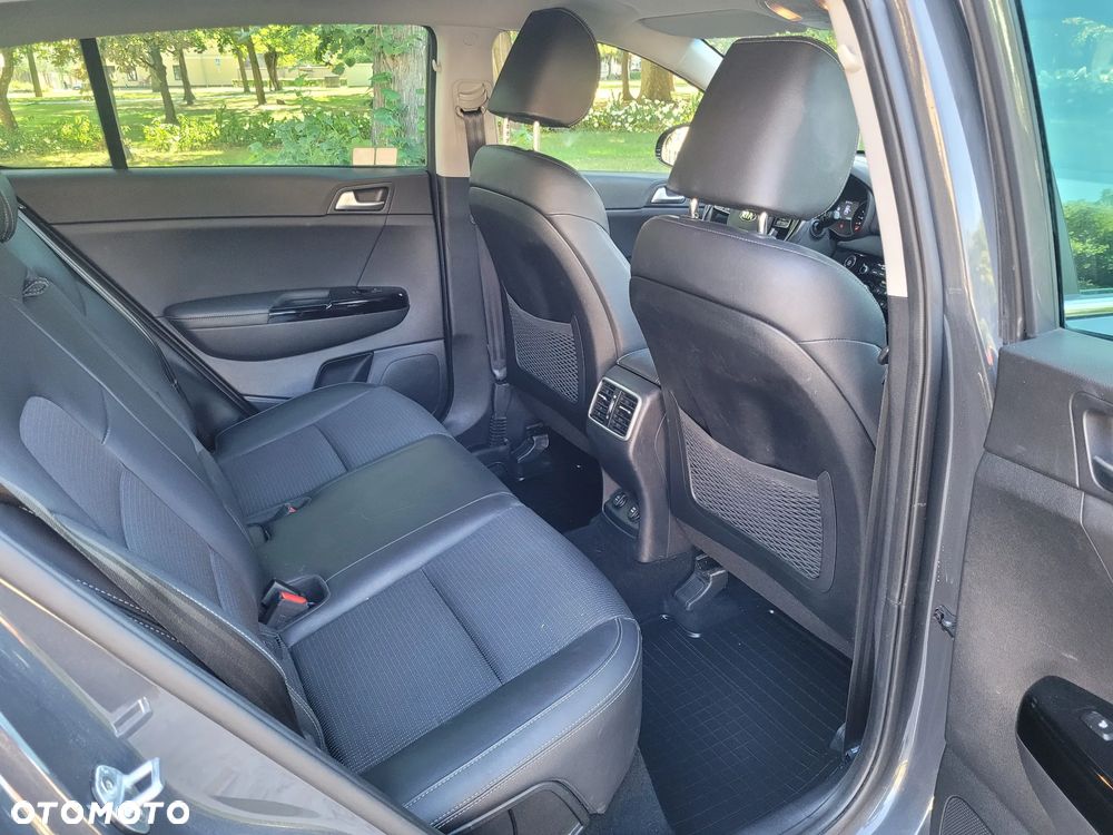 Kia Sportage 1.6 CRDI MHEV Black Edition Plus 2WD DCT - 19