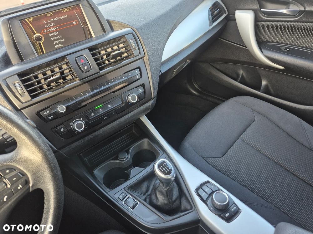 BMW Seria 1 116i - 15