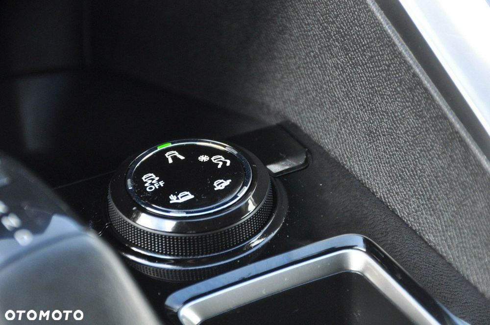 Peugeot 3008 BlueHDi 180 Stop & Start EAT8 Allure - 3