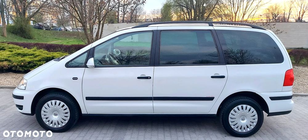 Volkswagen Sharan 1.9 TDI Trendline - 12