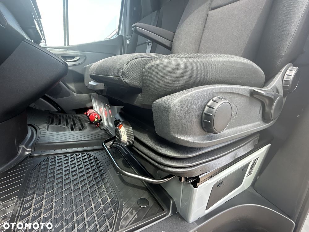 Mercedes-Benz Sprinter 319 CDI Extra Long PRO 9G-Tronic 15,5m3 - 28