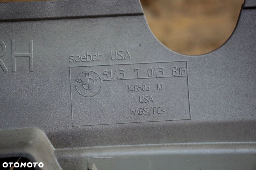 Osłona zaślepka PRAWY TYŁ BMW e84 z4 7043816 - 3