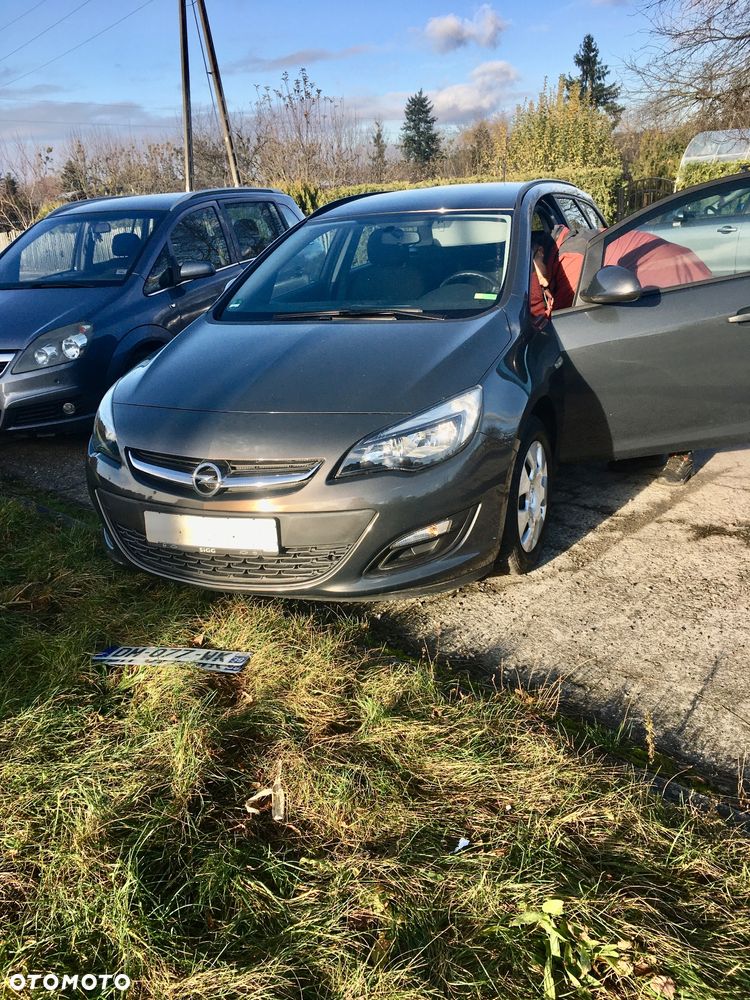 Opel Astra 1.6 Edition Sport - 4