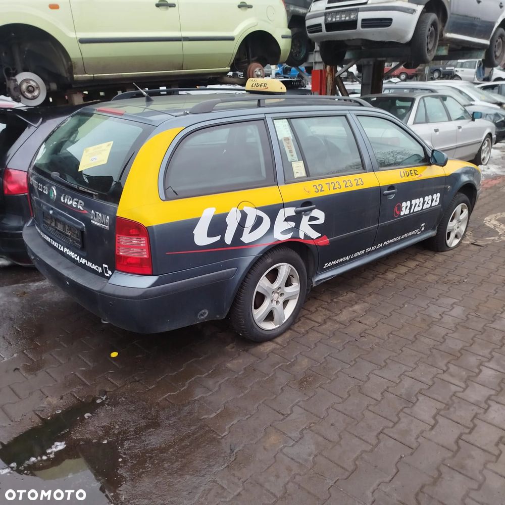 Skoda Octavia 1  na części - 7