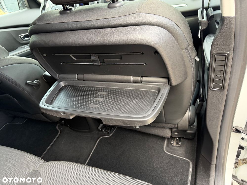 Renault Scenic - 18