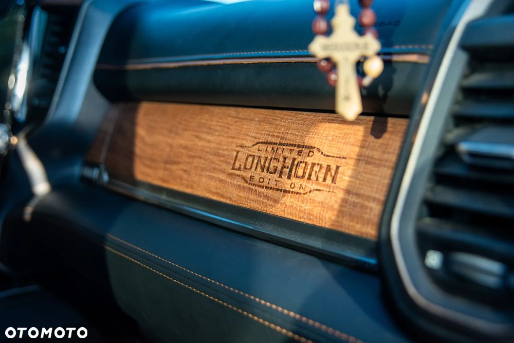 RAM 1500 5.7 Crew Cab Longhorn - 27