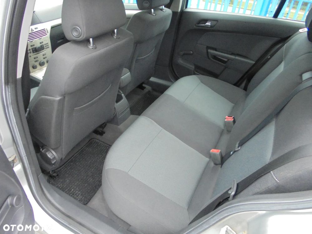 Opel Astra III 1.6 Cosmo - 10