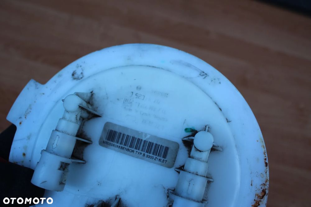 POMPKA POMPA PALIWA OPEL ASTRA H 1.6 TURBO 13262083 - 2