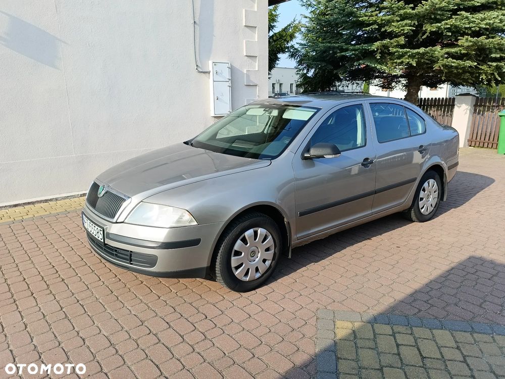 Skoda Octavia 1.6 FSI Mint - 3