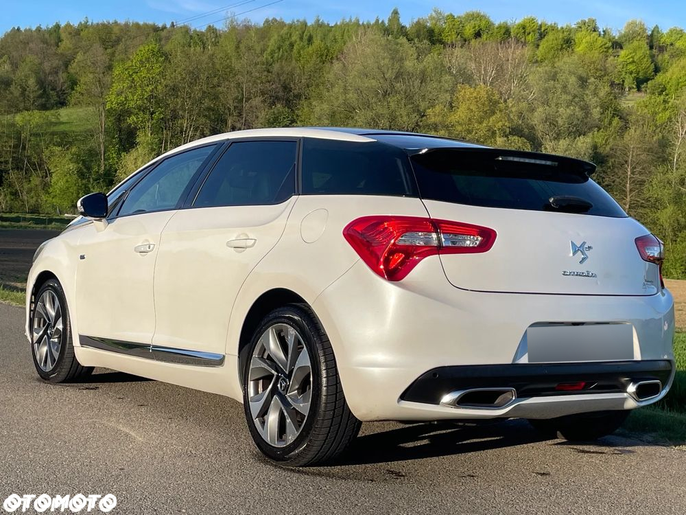 DS Automobiles DS 5 - 7