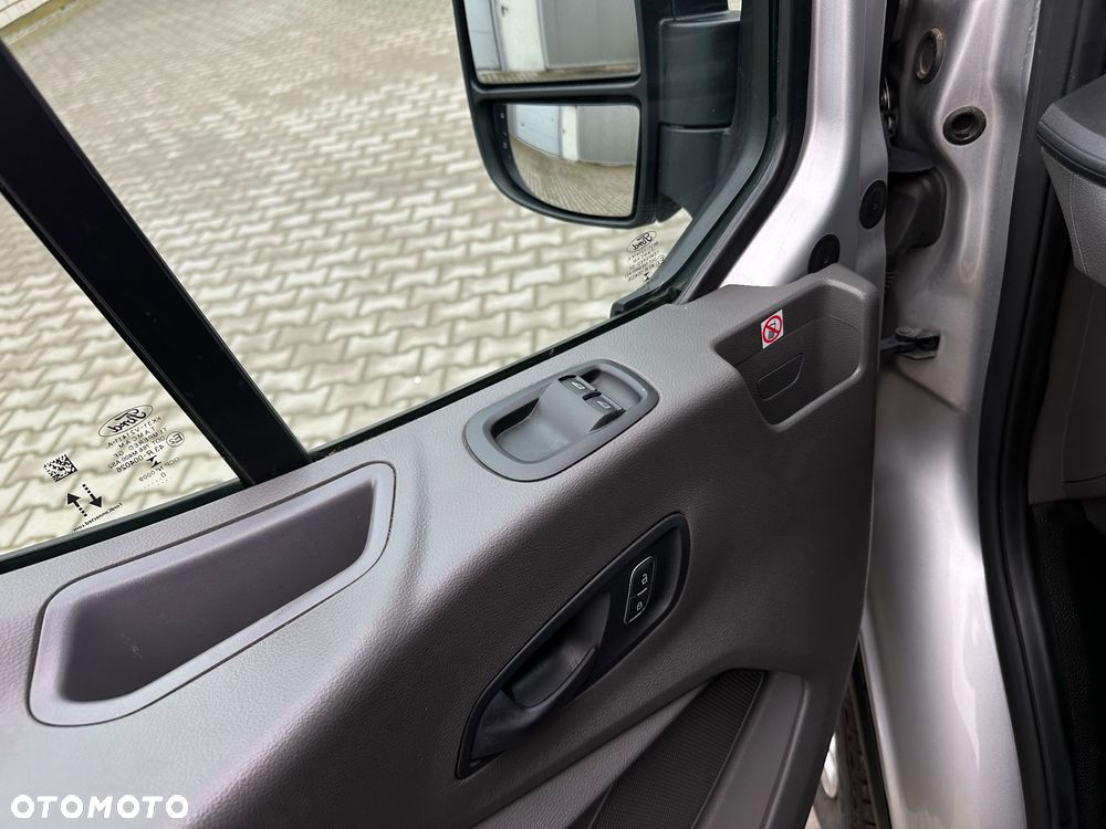 Ford Transit - 13