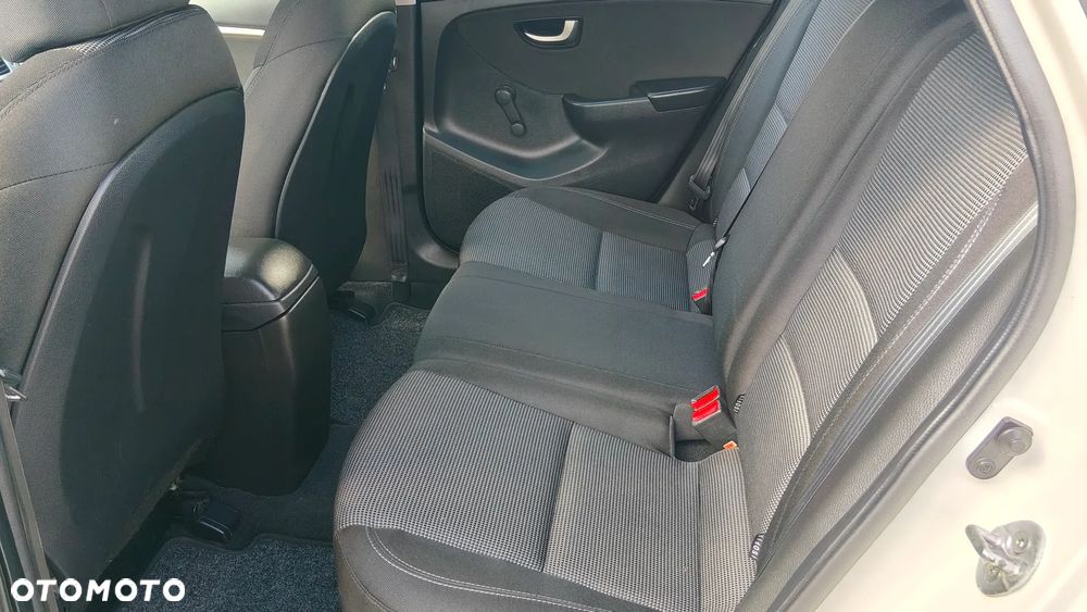 Hyundai i30 1.4 Classic - 19