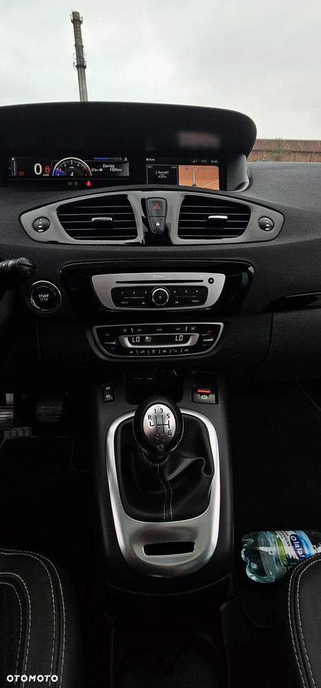 Renault Scenic 1.6dCi Energy Bose Edition - 27