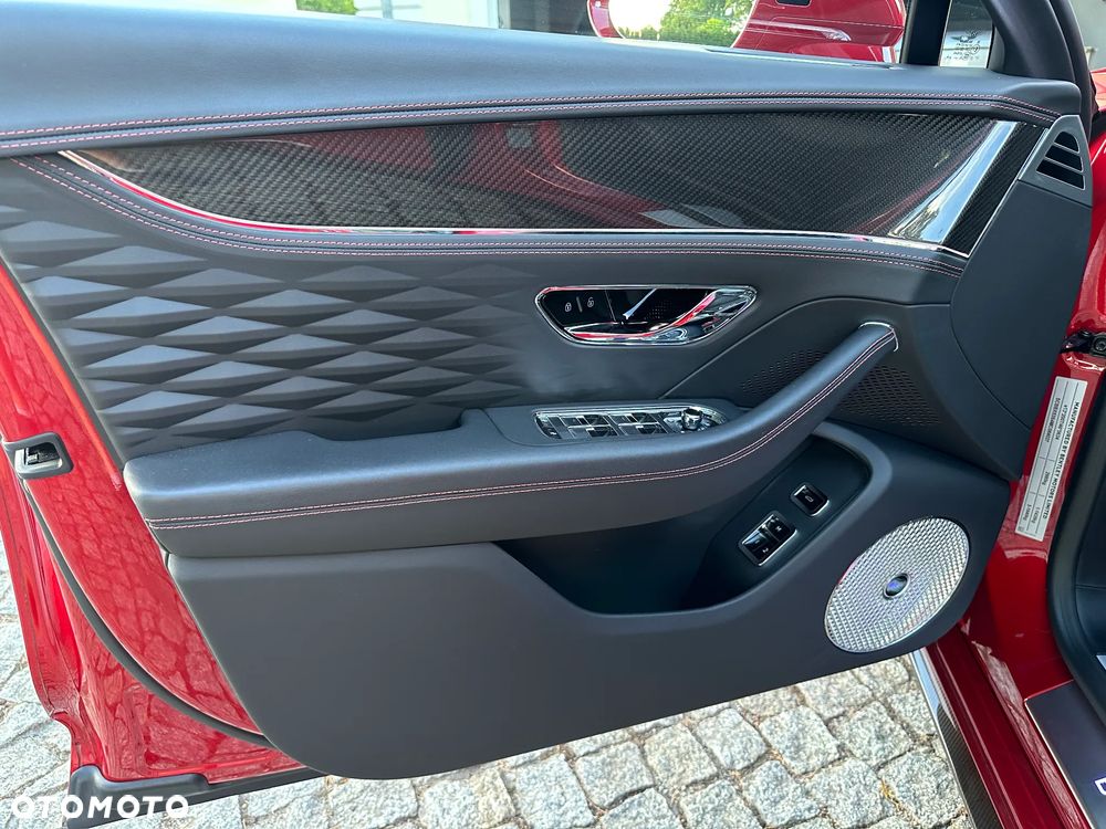 Bentley Flying Spur V8 - 23