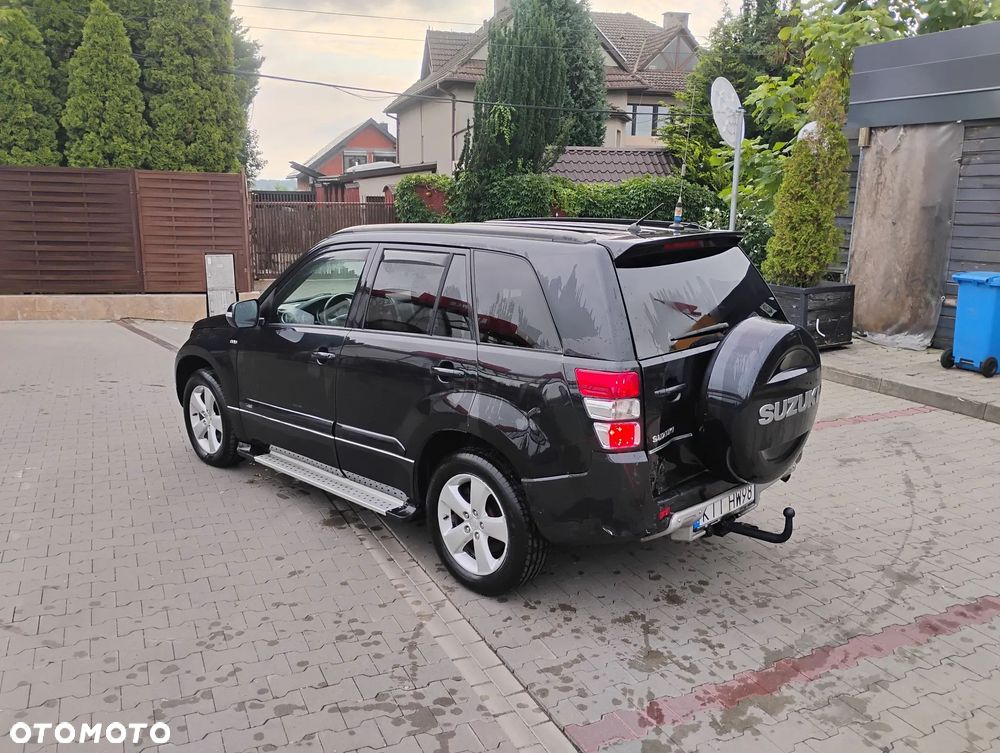 Suzuki Grand Vitara 1.9 DDiS Comfort + DPF Family - 4