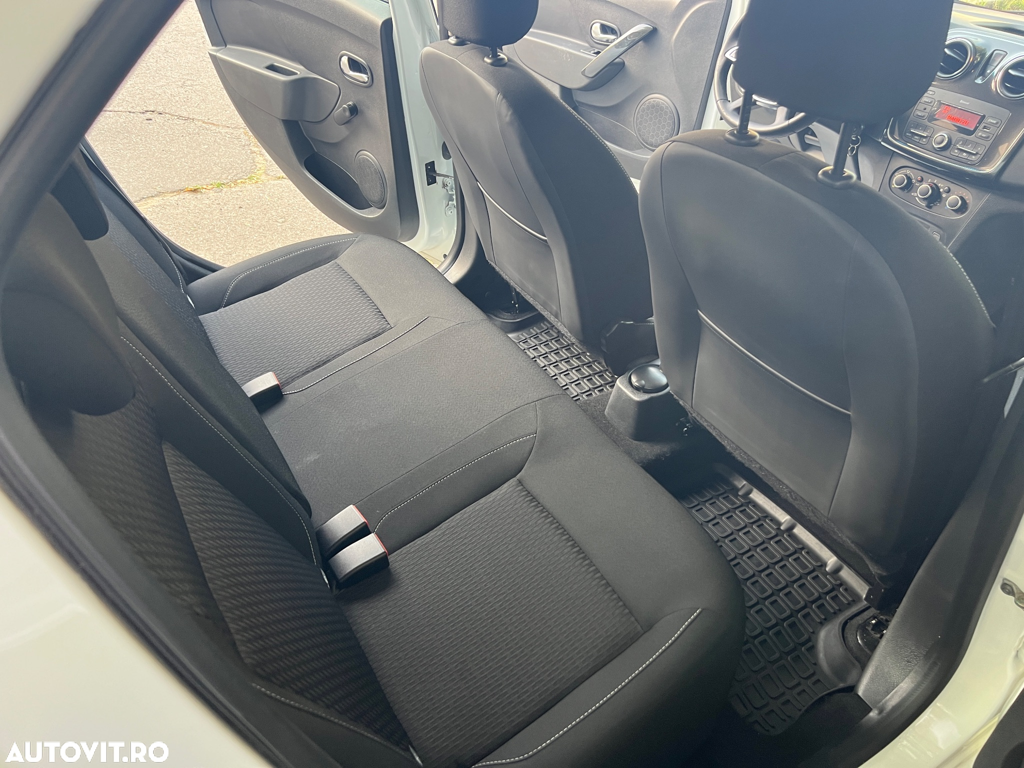 Dacia Logan 1.0 SCe Ambiance - 20