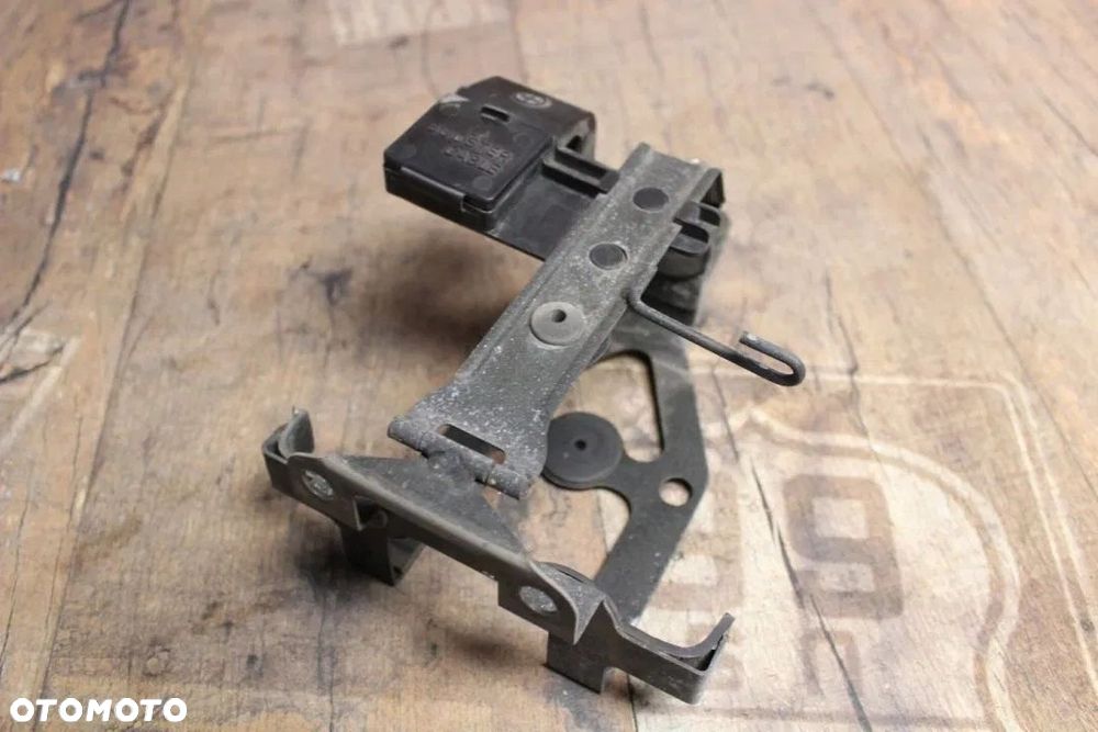 SKRZYNKA AKUMULATORA SCHOWEK ST1100 PAN EUROPEAN - 4