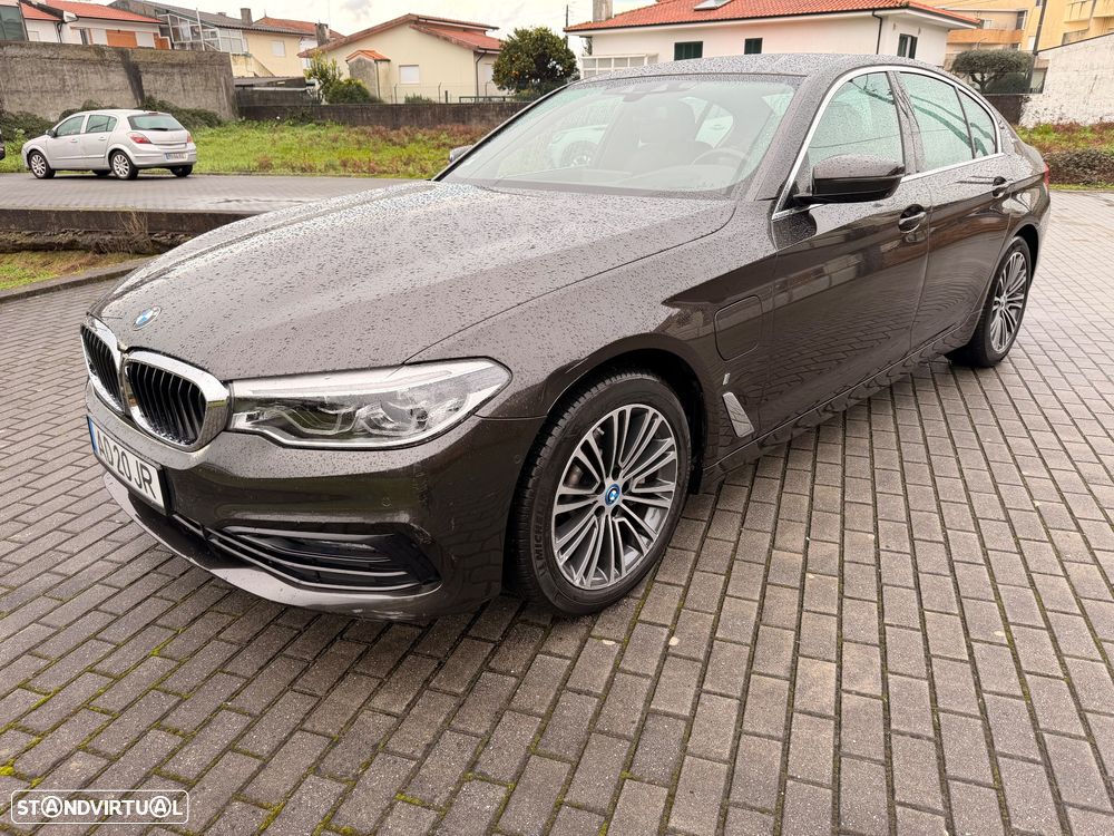 BMW 530 e iPerformance Line Sport - 1