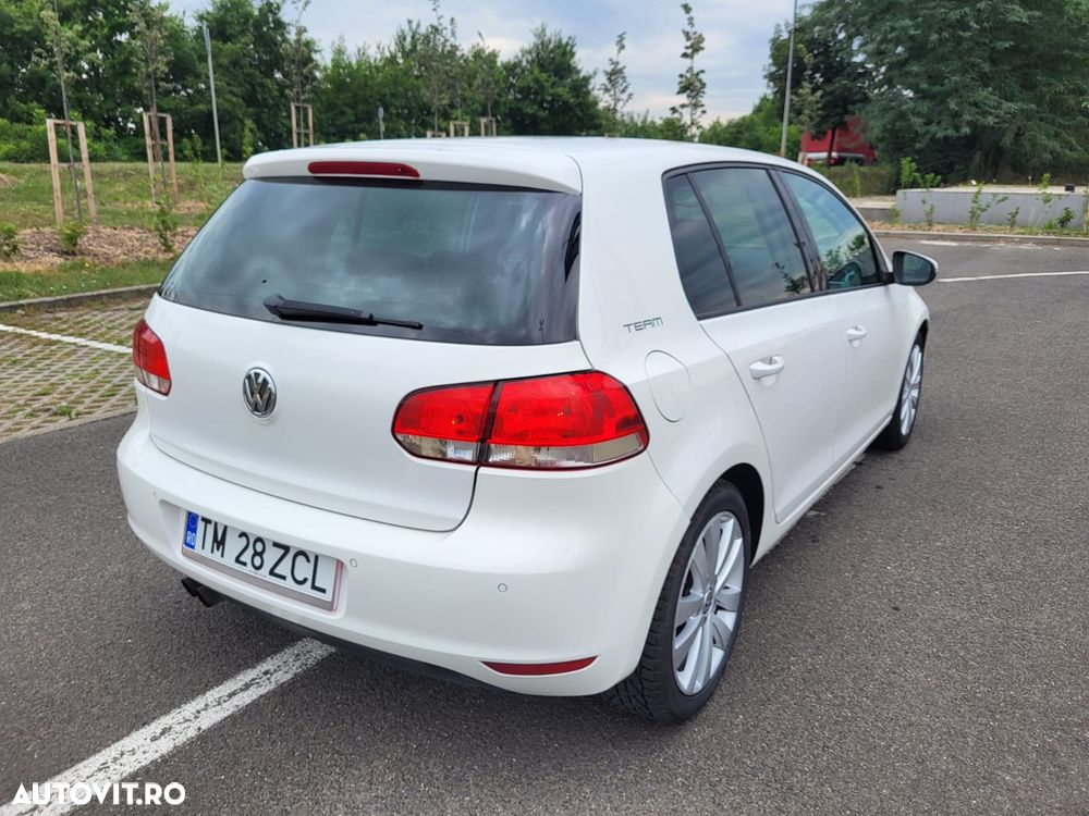 Volkswagen Golf - 4