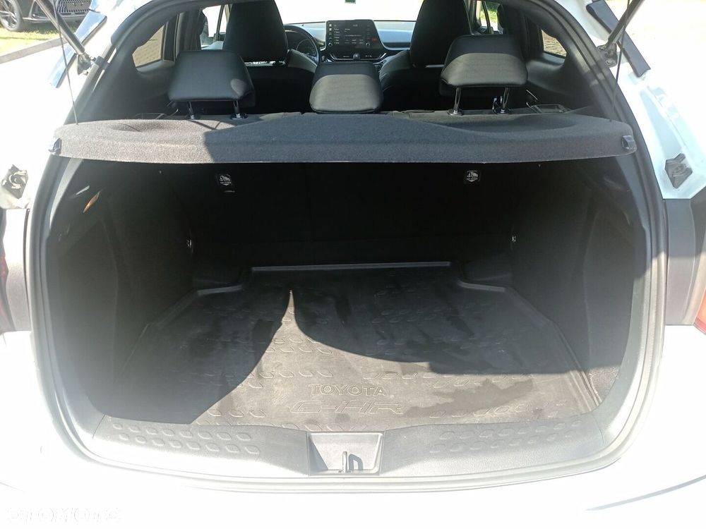Toyota C-HR 1.8 Hybrid GPF GR Sport - 16