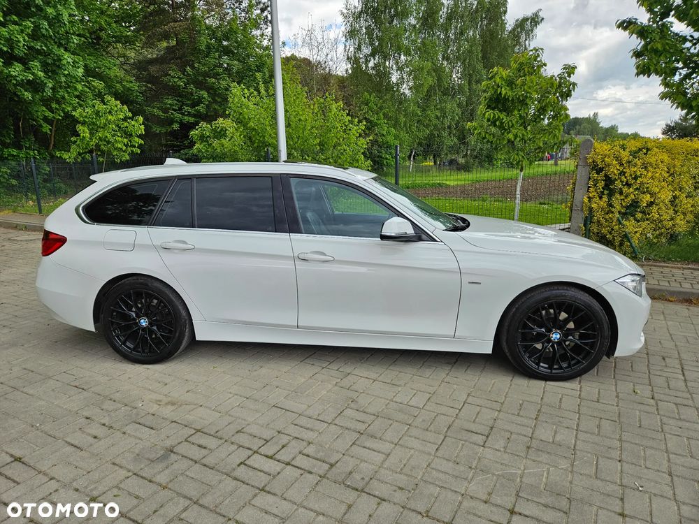 BMW Seria 3 318d Luxury Line - 16