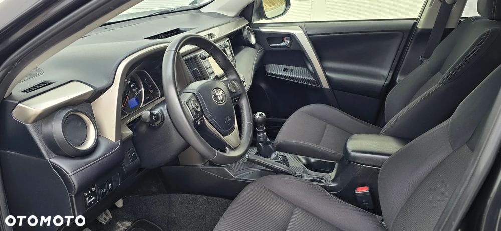 Toyota RAV4 2.0 D-4D Active 4x2 - 16