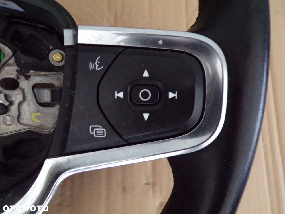 KIEROWNICA VOLVO XC40 - 3