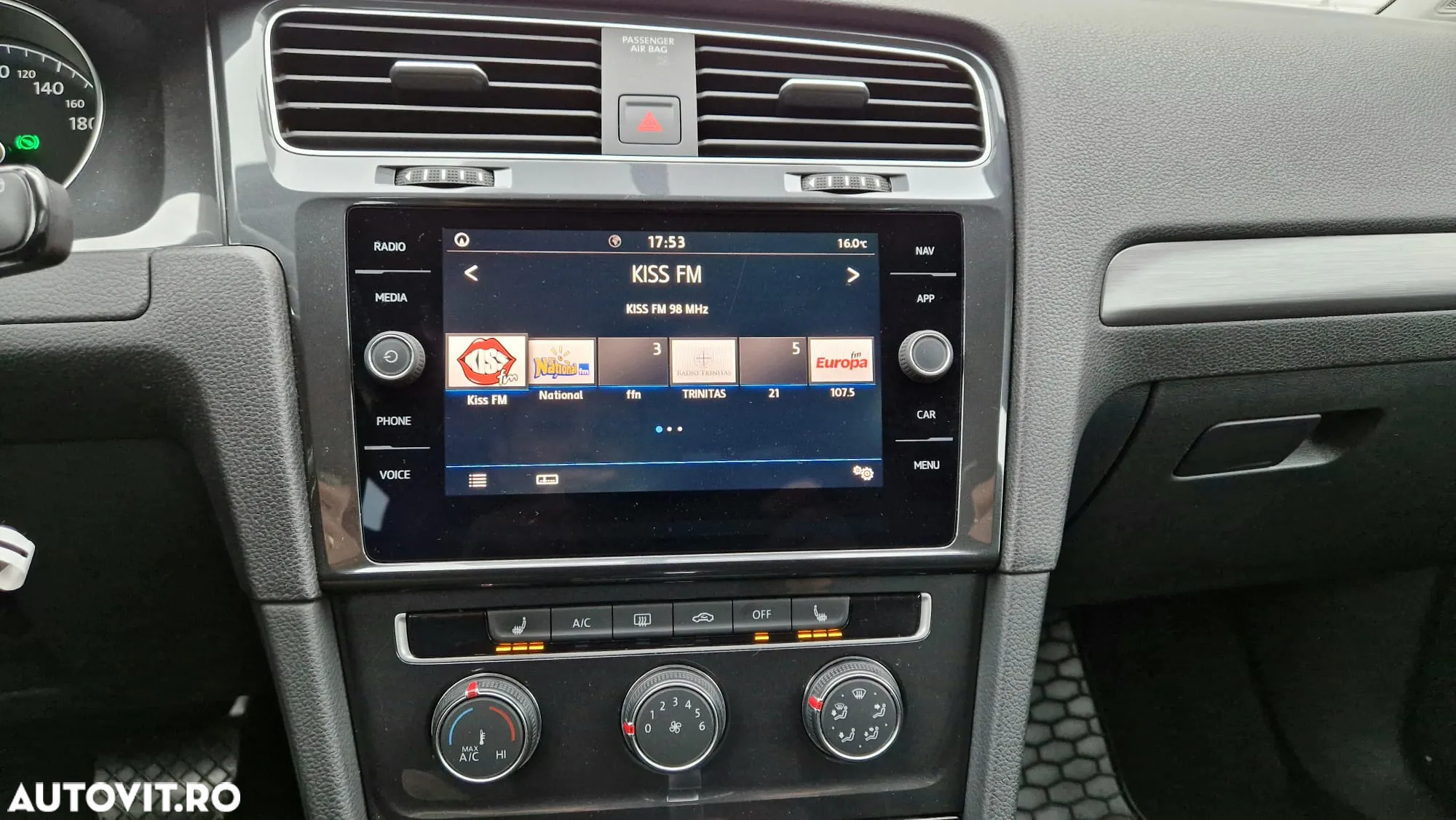 Volkswagen Golf 1.6 TDI DSG Comfortline - 37