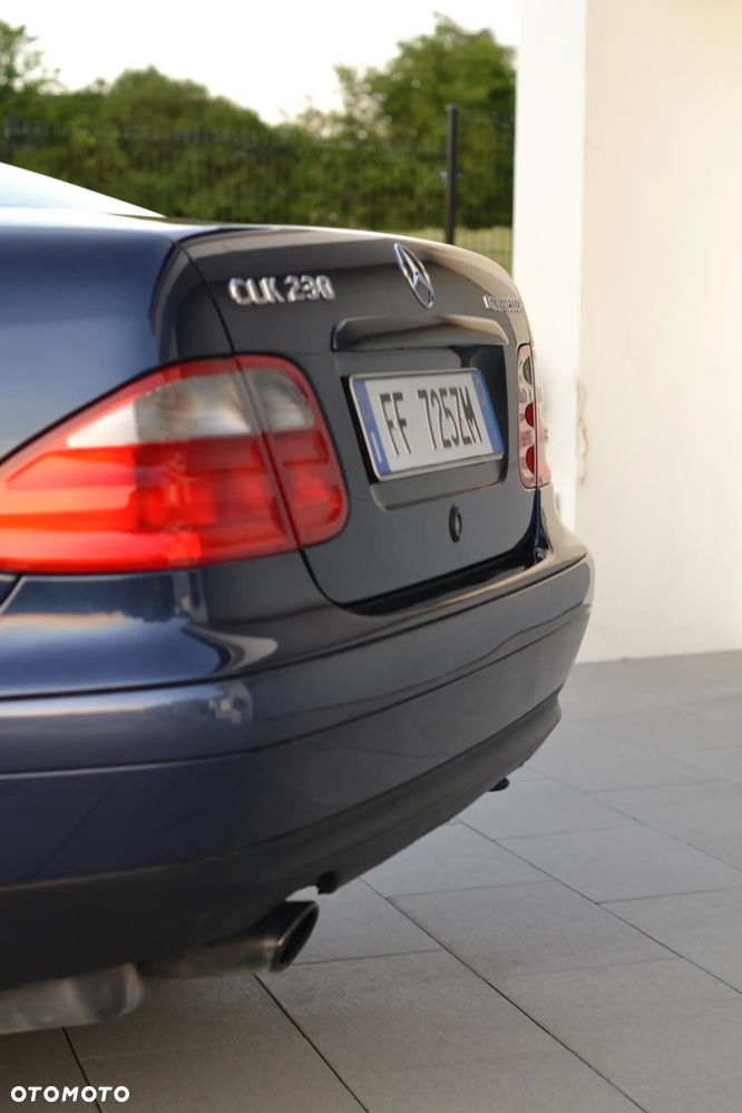 Mercedes-Benz CLK - 37