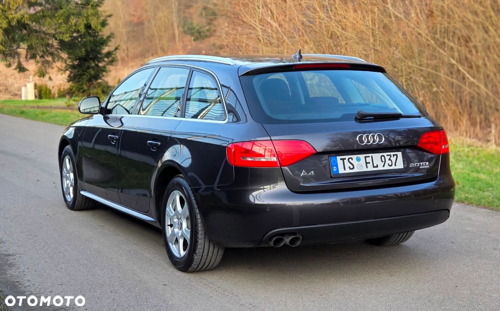 Audi A4 Avant 2.0 TDI DPF quattro - 14