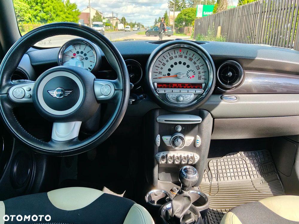 MINI Clubman - 13