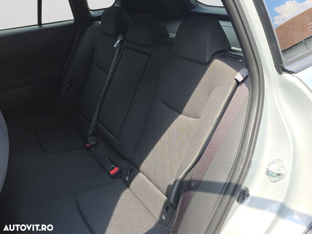Toyota Corolla Cross - 22