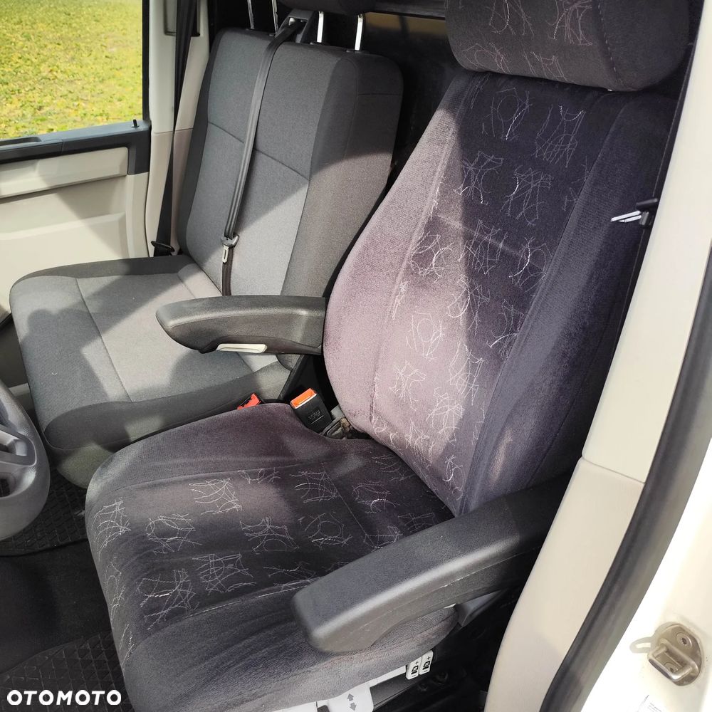 Volkswagen Transporter - 7