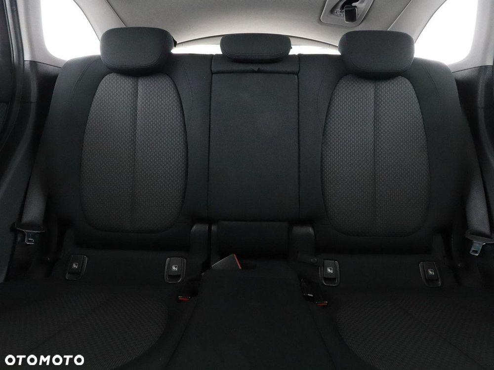 BMW X1 sDrive18d Advantage - 19