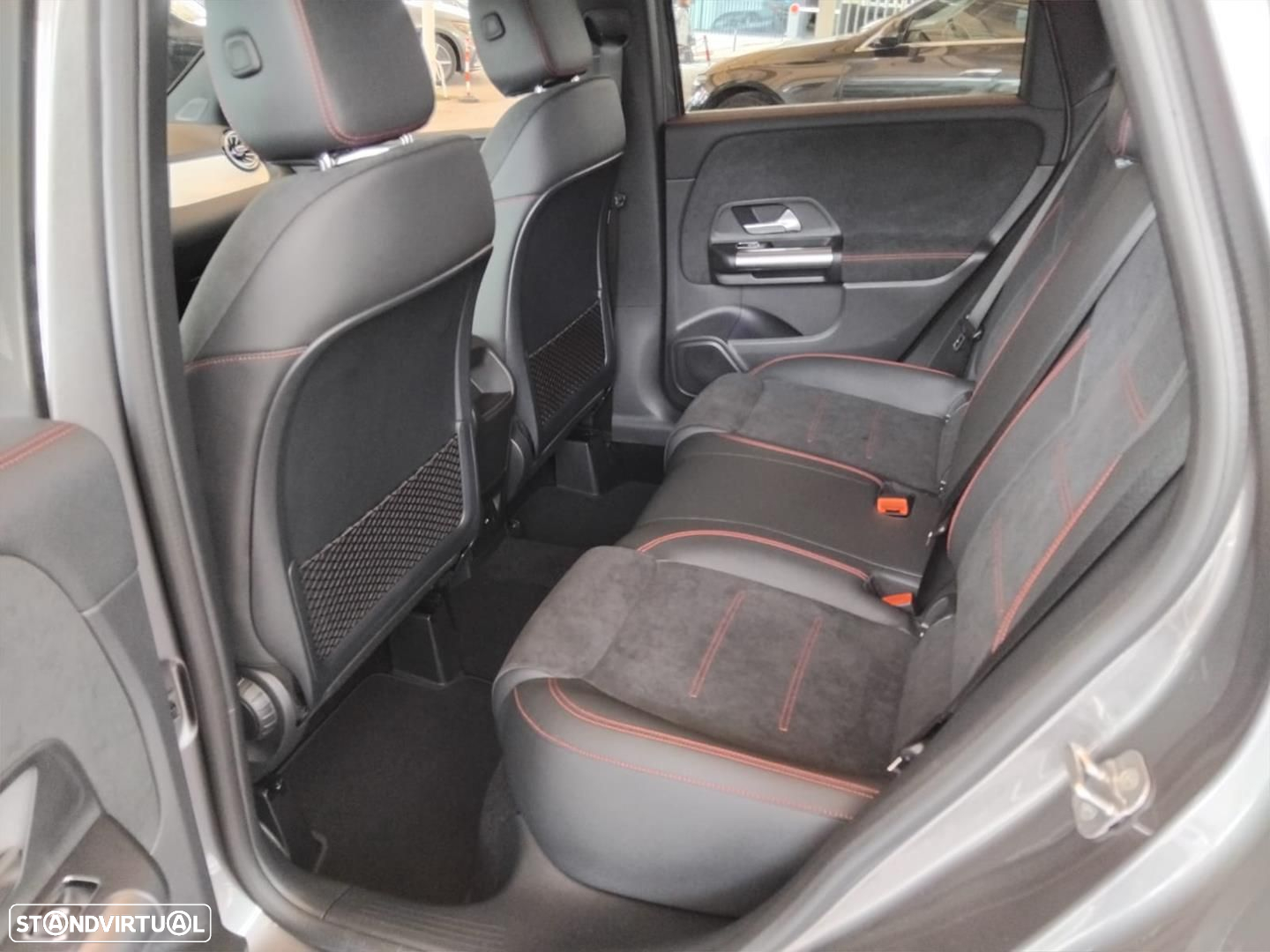 Mercedes-Benz B 250 e - 11