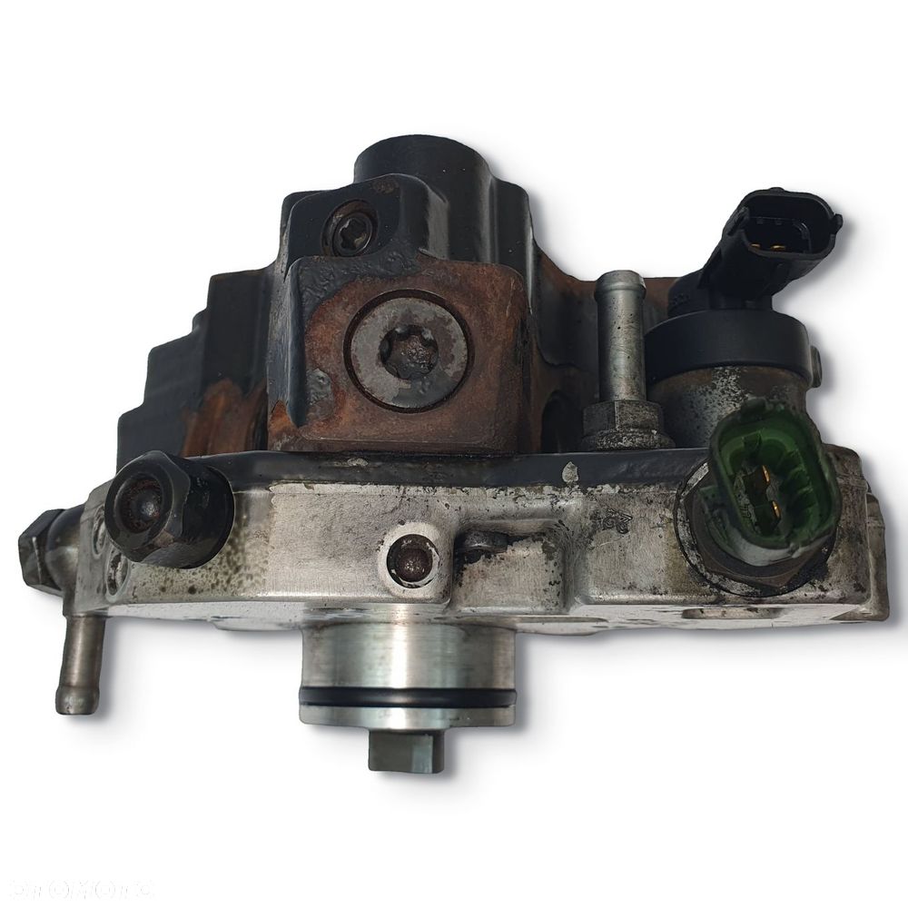 POMPA WTRYSKOWA Volvo V70 S60 2.4 D5 paliwa 0445010111 30756125 - 3