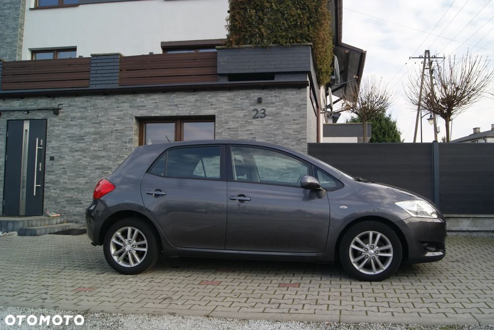 Toyota Auris 1.4 VVT-i - 7