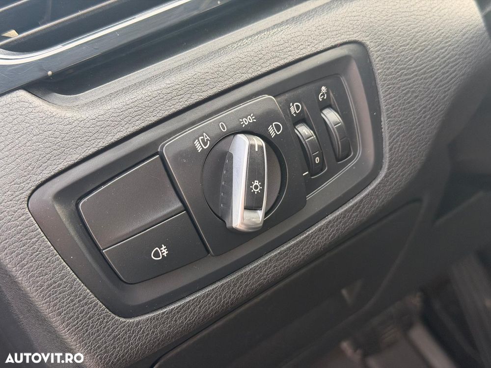 BMW X1 xDrive18d Aut. Advantage - 31