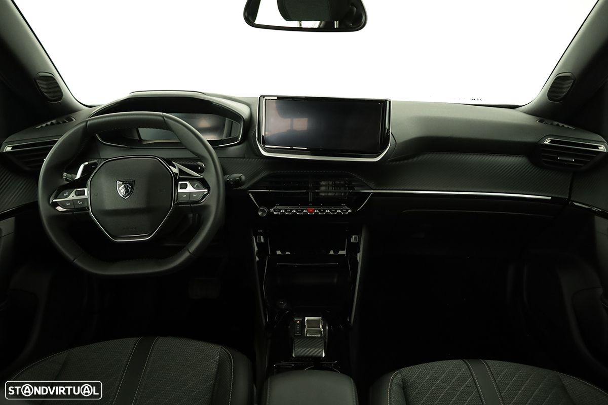 Peugeot 2008 1.2 PureTech Allure EAT8 - 8