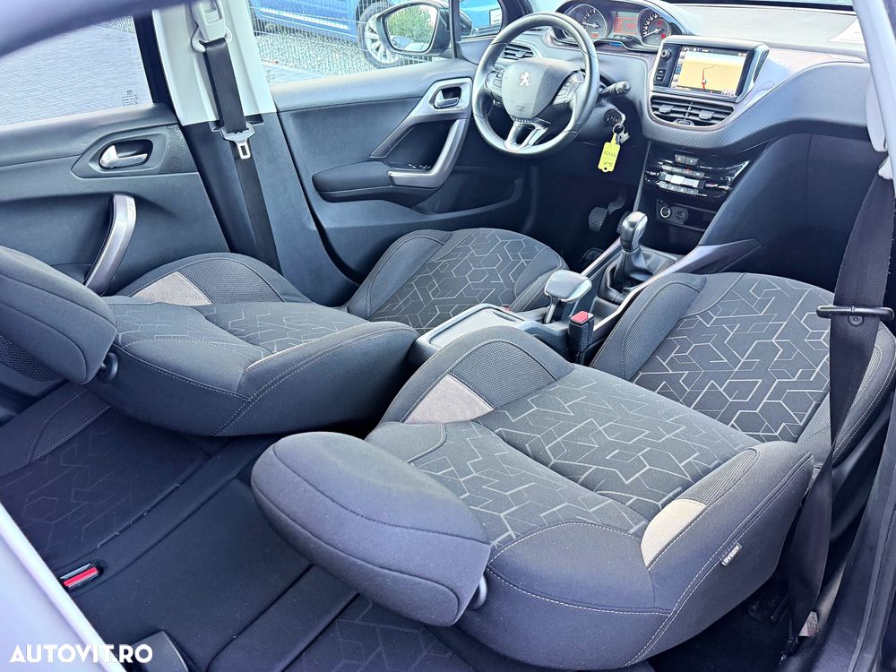 Peugeot 2008 PureTech 82 Style - 9