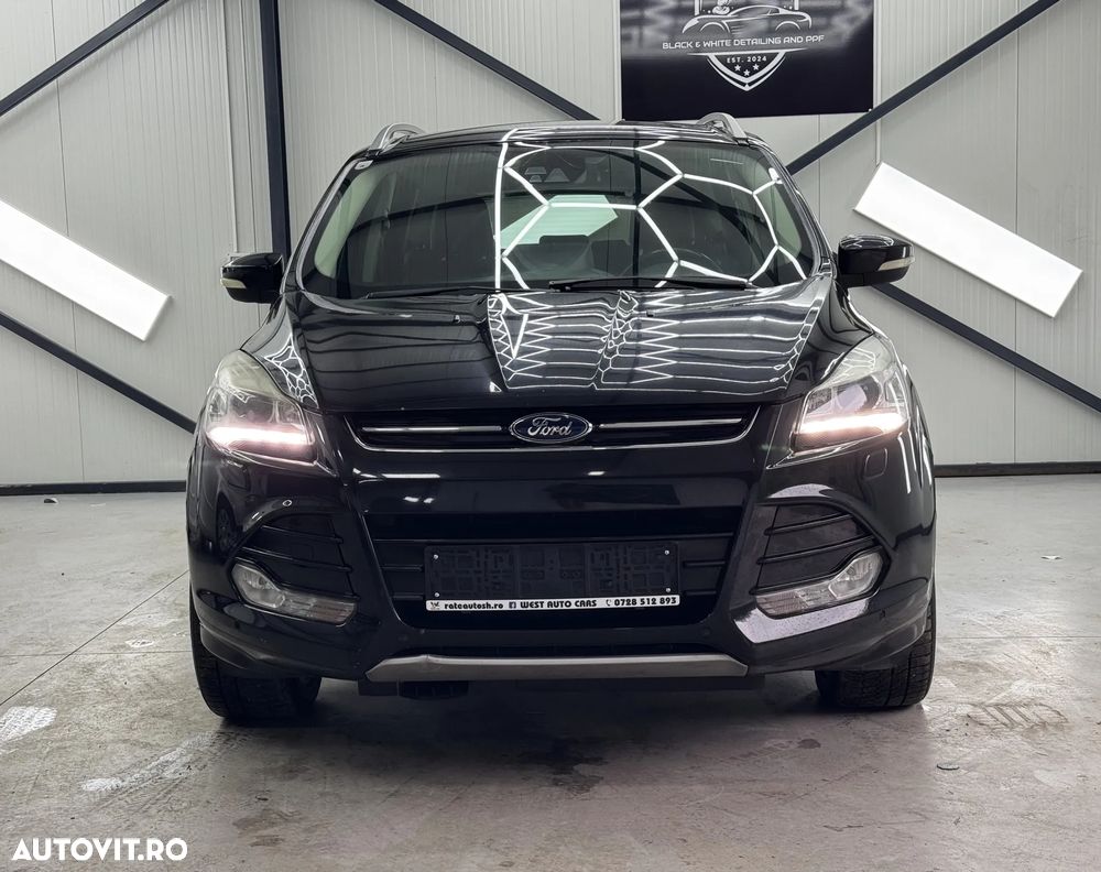 Ford Kuga 2.0 TDCi 4x4 Aut. Titanium - 2