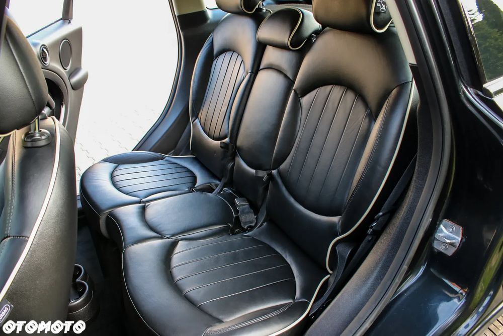 MINI Countryman Cooper D - 24