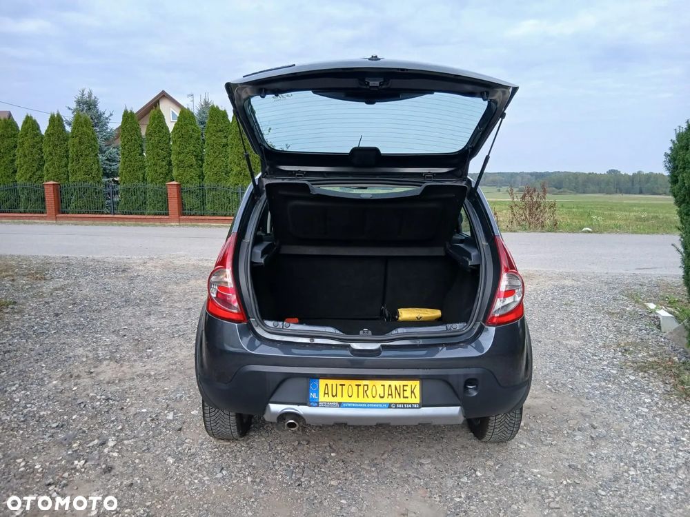 Dacia Sandero 1.6 MPI Stepway - 39