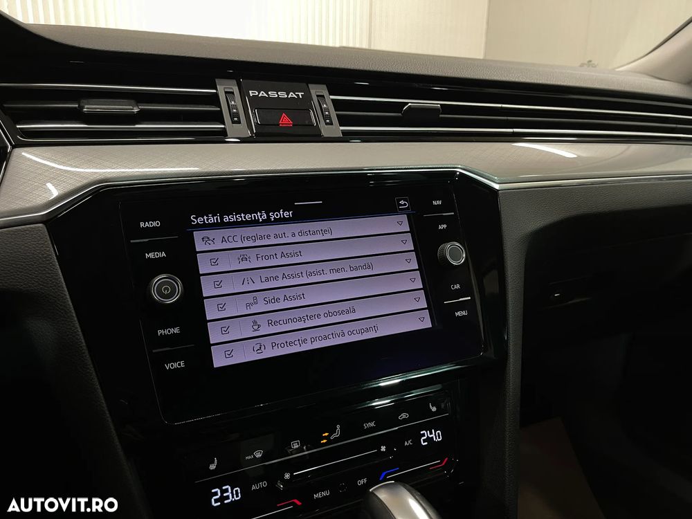 Volkswagen Passat 2.0 TDI DSG Comfortline - 14