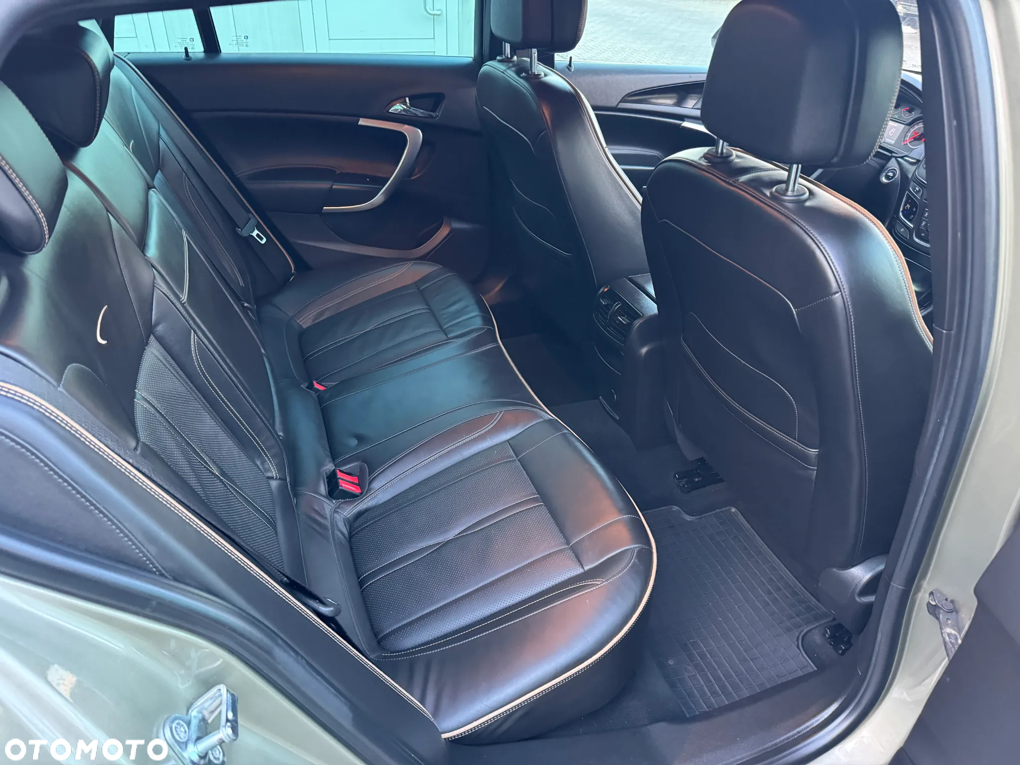 Opel Insignia 2.0 CDTI Cosmo 4x4 S&S - 11