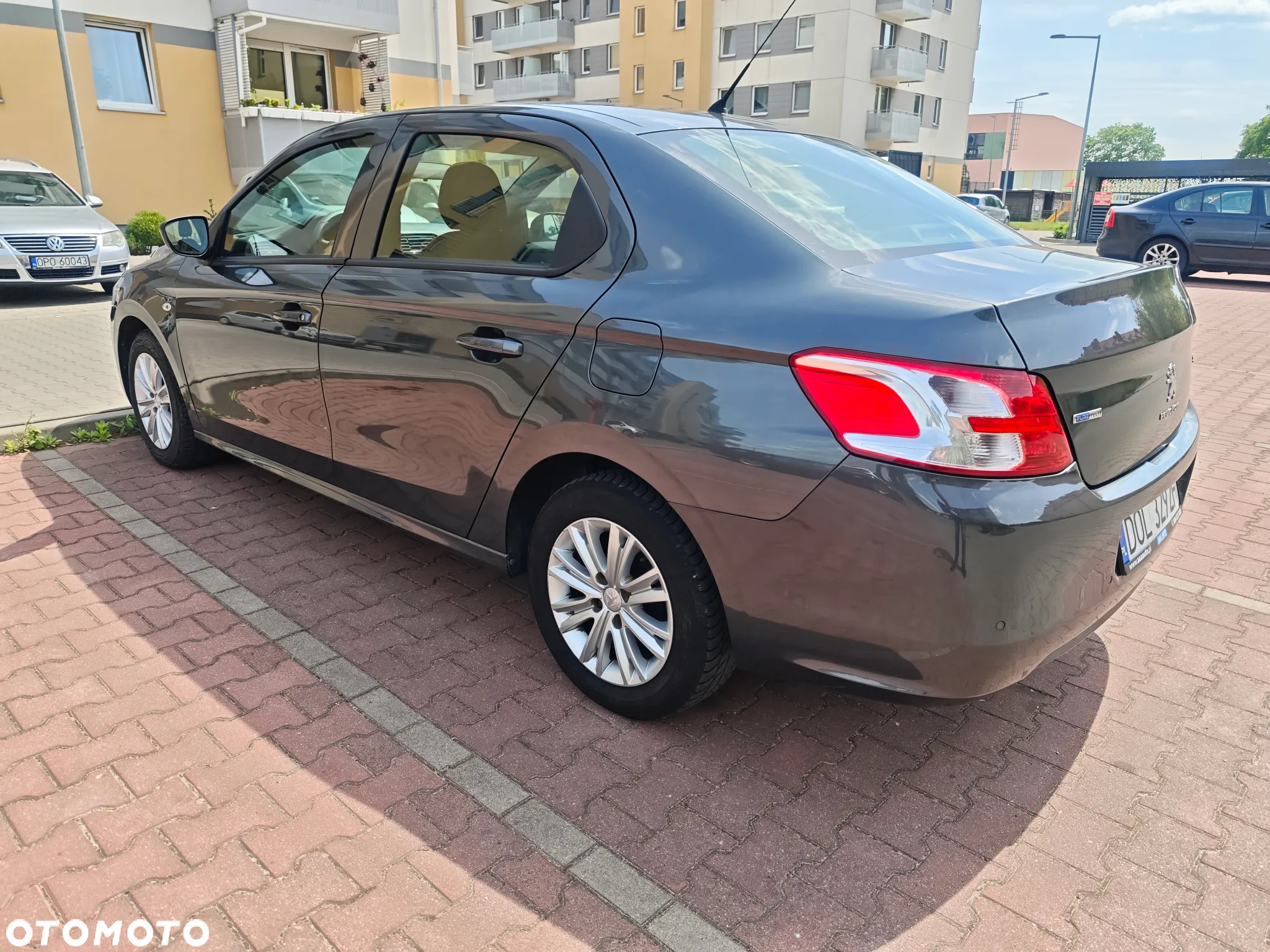 Peugeot 301 1.2 Pure Tech Active S&S ETG - 9