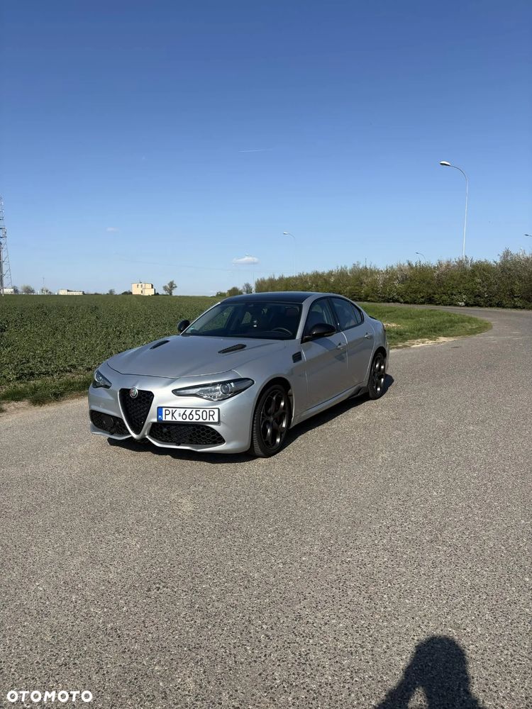 Alfa Romeo Giulia 2.0 Turbo 16V AT8-Q4 Veloce Ti - 13
